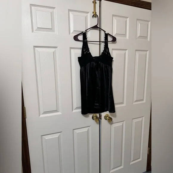 Victoria secret sleep dress - Picture 3 of 5